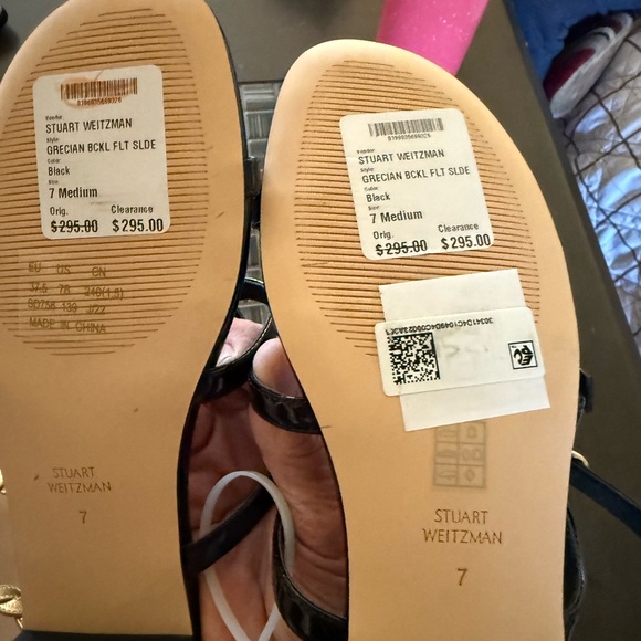 STUART WEITZMAN Black Grecian Sandals
Beautiful and Luxurious - Picture 6 of 6